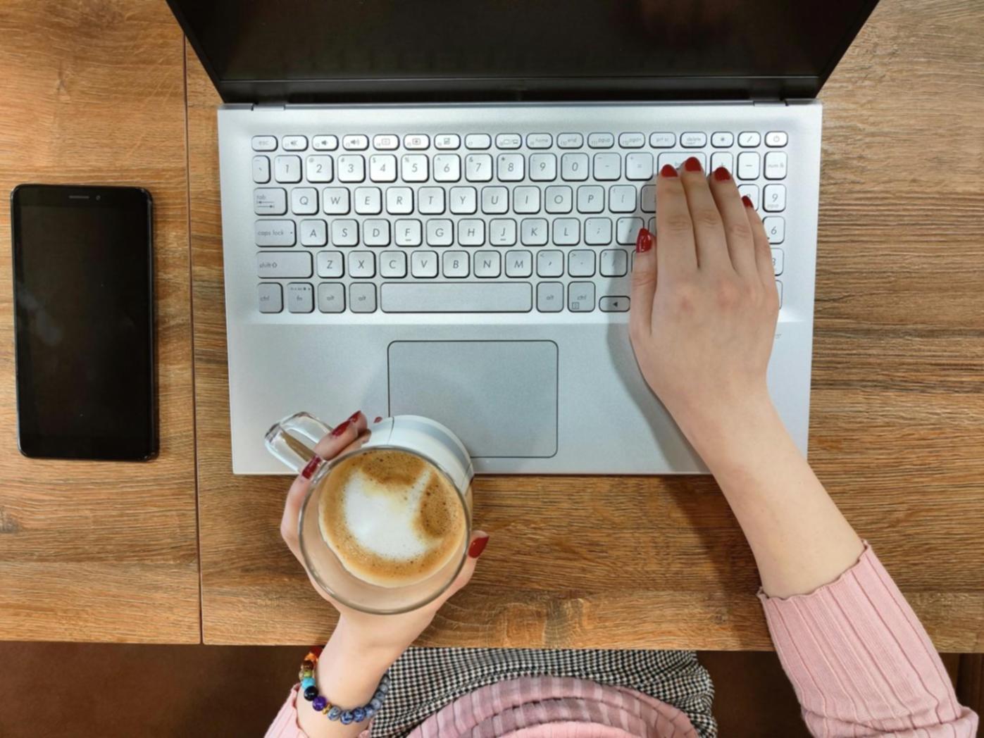 Professional workspace setup for remote financial learning